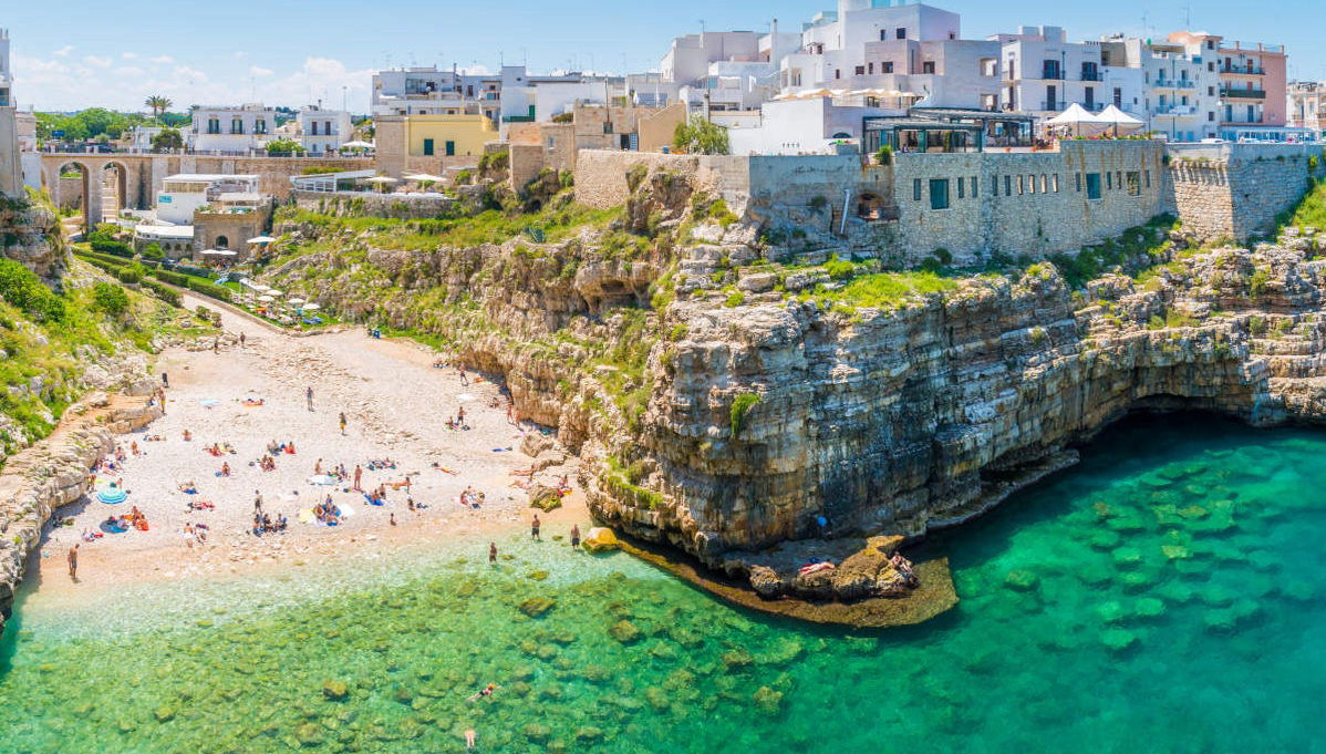 Excursion à Alberobello, Polignano a Mare et Ostuni - Photo 1