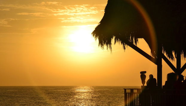 Paseo en catamarán y atardecer en Rick’s Café - Foto 2