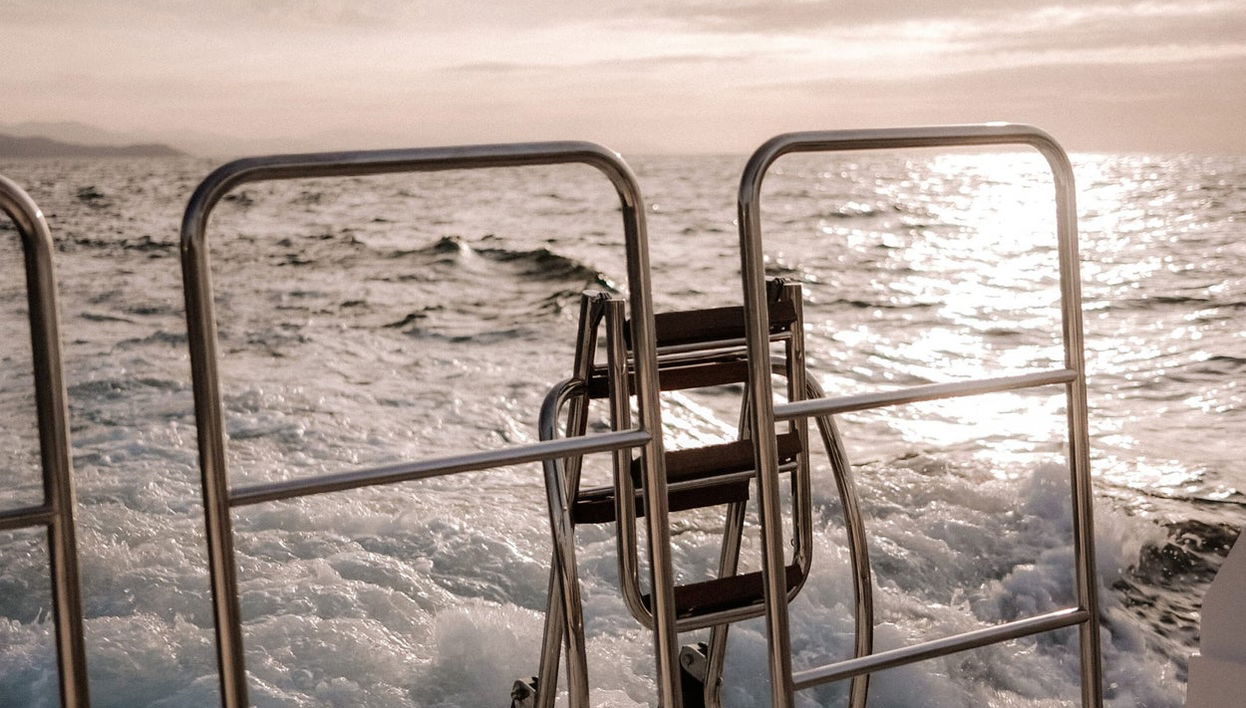 Paseo en barco por la costa vasco francesa - Foto 1