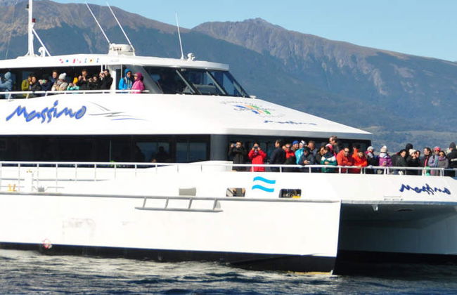 Pingüinera de isla Martillo + Paseo en barco por el canal Beagle - Foto 8