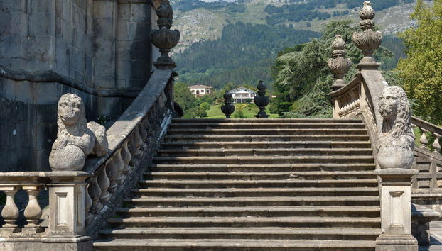 Visita guiada pelo Santuário e Basílica de Loyola - Foto 4