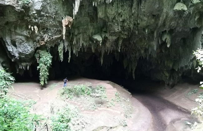 Excursión a la caverna Vulcano - Foto 2