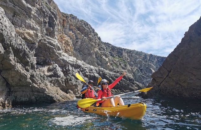 Tour en kayak por Sesimbra - Foto 3