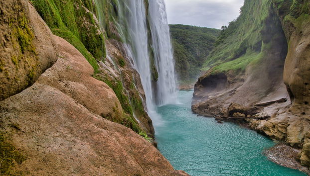 Rappelling at the Tamul Waterfall - Foto 3