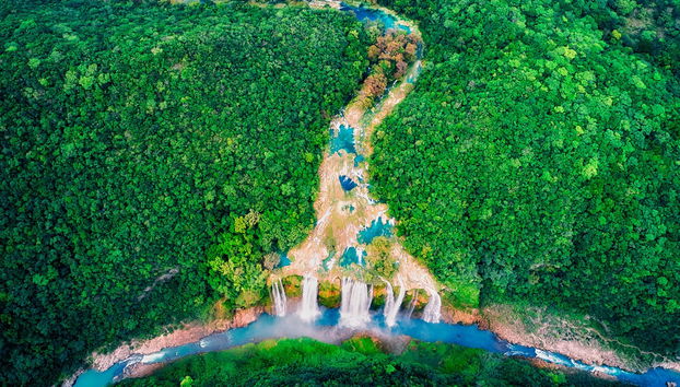Rappelling at the Tamul Waterfall - Foto 2