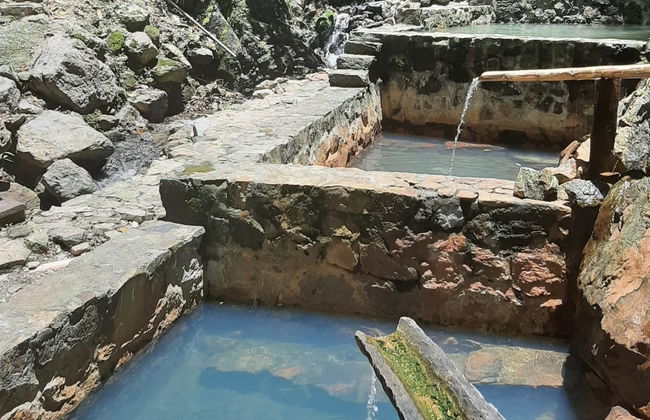 Trilha privada pela cascata Aguas Calientes - Foto 3