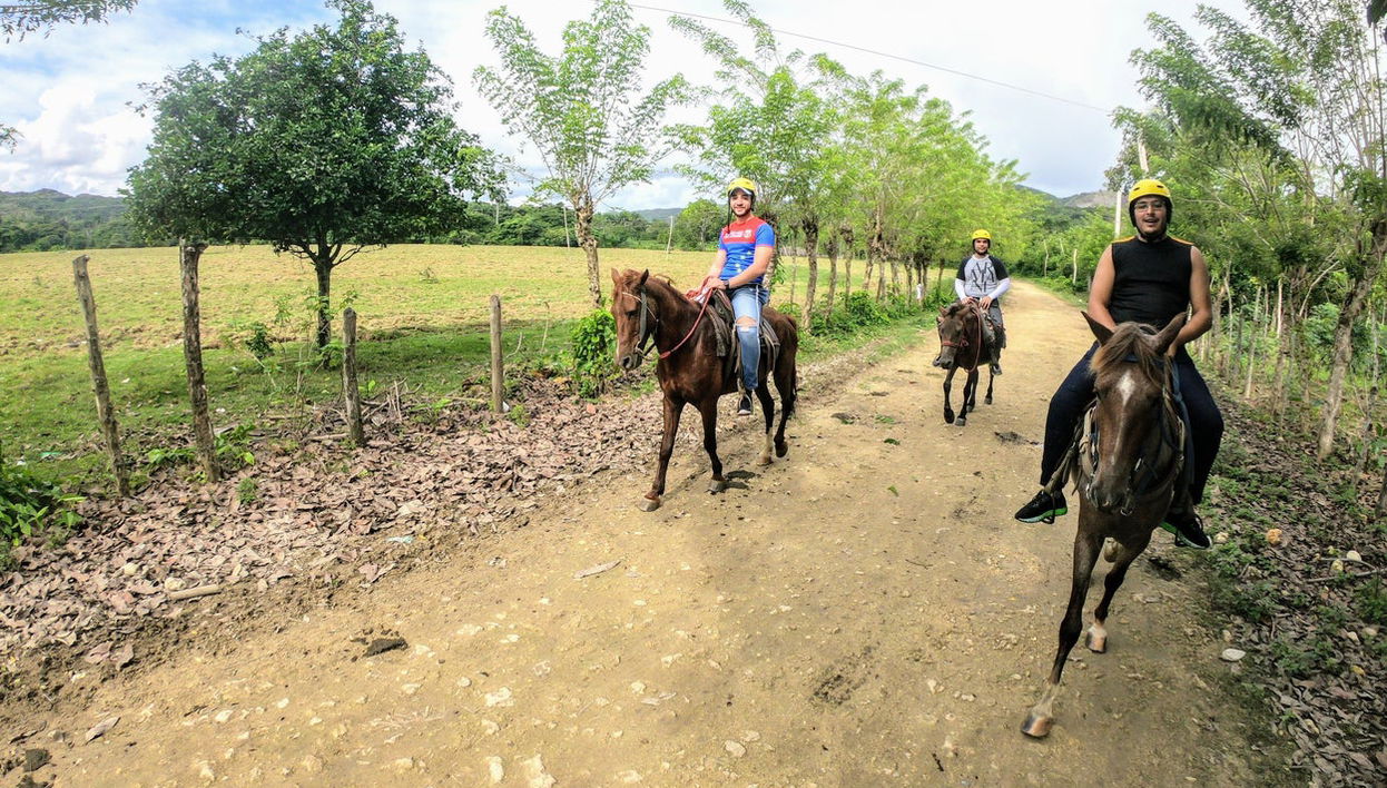 Horse Riding in Jamao al Norte - Foto 1