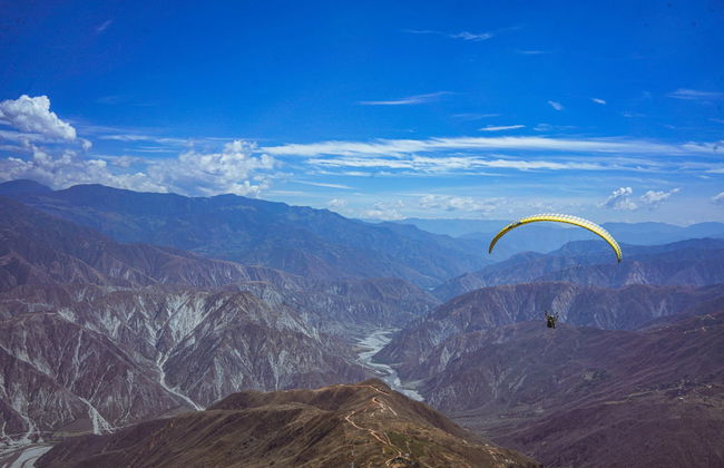 Vuelo en parapente por el Cañón del Chicamocha - Foto 5