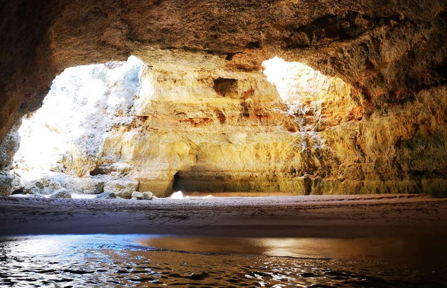 Paseo en barco por las cuevas de Benagil - Foto 3