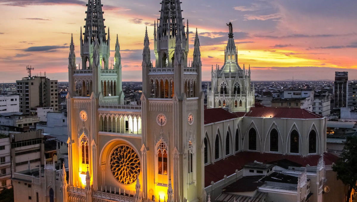 Tour noturno por Guayaquil - Foto 1