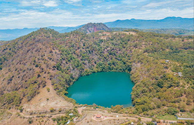 Excursión a Tacámbaro y Alberca de Chupio - Foto 1