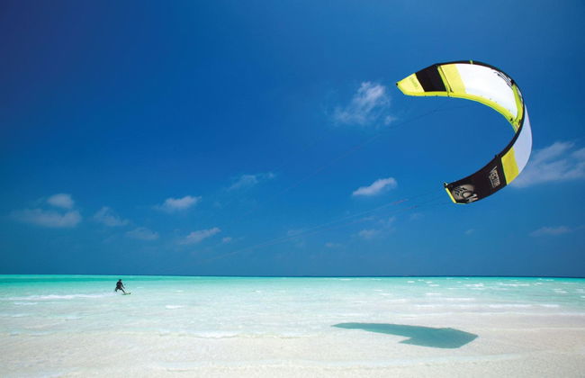 Clase de kitesurf o windsurf en Maafushi - Foto 3