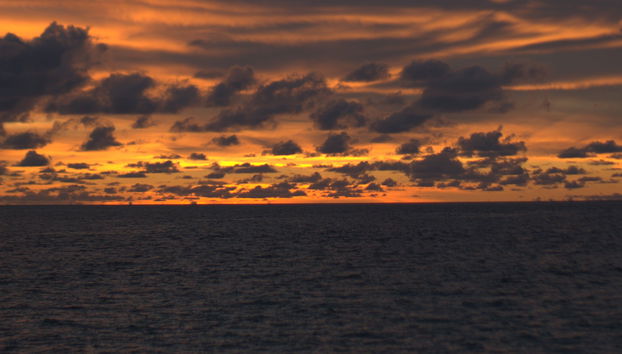 Paseo en barco al atardecer + Snorkel - Foto 4