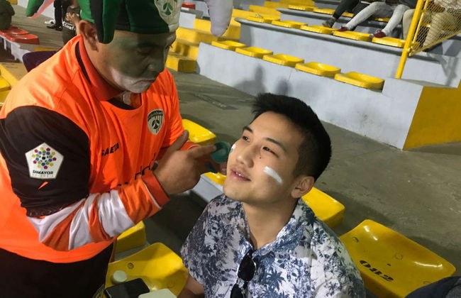 Partita di calcio a Bogotà con guida - Foto 3