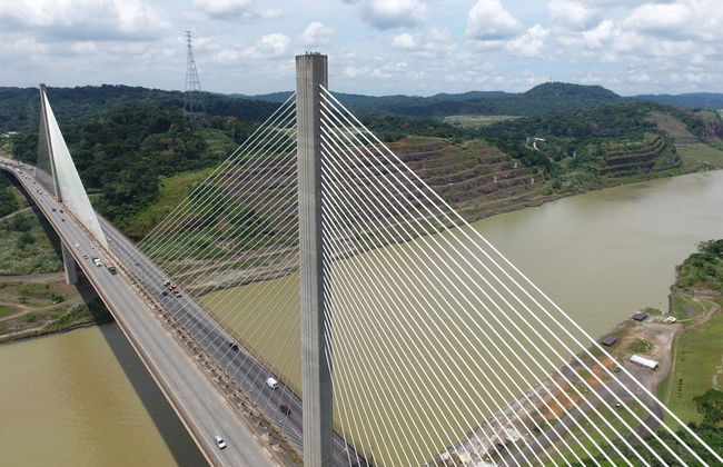Panama Canal Partial Crossing - Foto 2