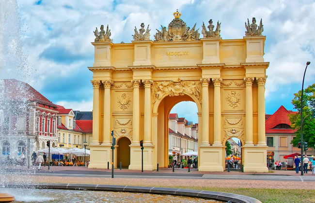 Potsdam Hop On Hop Off Bus Tour - Photo 4