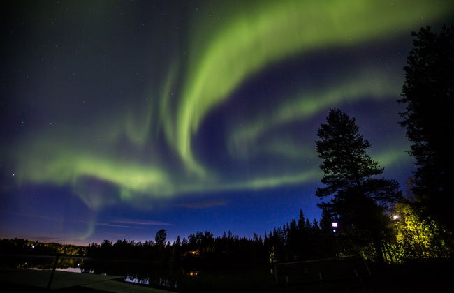 Passeio de moto de neve sob a aurora boreal - Foto 2