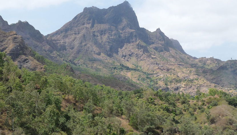 Pico da Antónia, le plus haut de l'île de Santiago