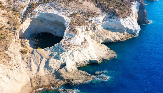 Tour de catamarã por Milos e Poliegos - Foto 2