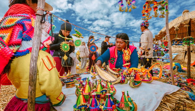 Excursión a las islas de los Uros y Taquile - Foto 5