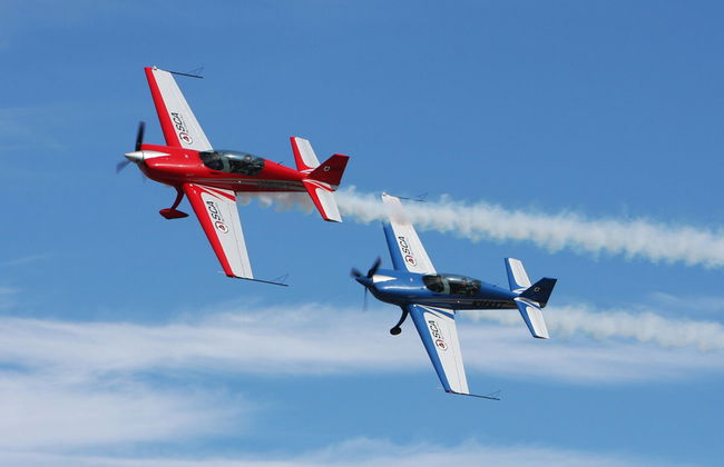 Voo de avião acrobático - Foto 1