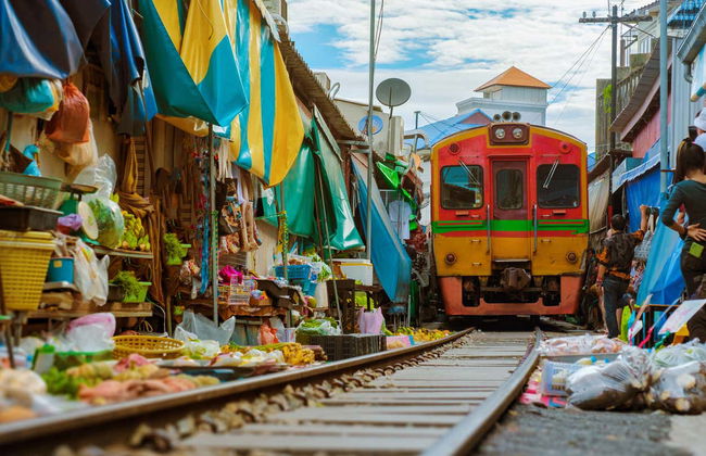 Excursion au marché ferroviaire, au marché flottant et aux vestiges d'Ayutthaya - Photo 4