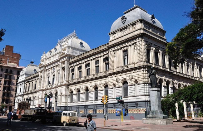 Transporte a Montevidéu: ferry + ônibus - Foto 2