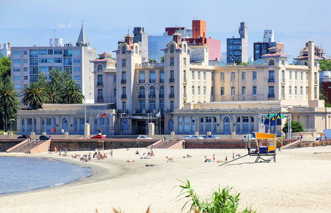 Transporte a Montevidéu: ferry + ônibus - Foto 4