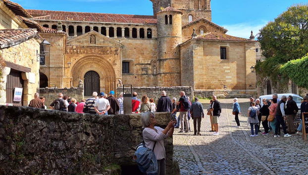 Excursión a Altamira y Santillana del Mar - Foto 4