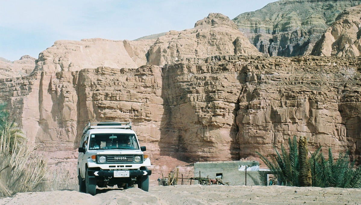White Canyon & Ain Khunra Offroading Vehicle Tour - Foto 1