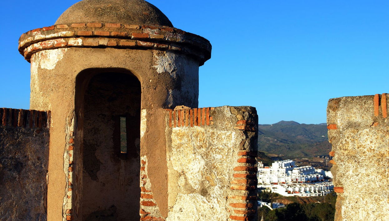 Visita guiada por el castillo de Gibralfaro - Foto 1