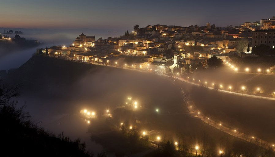 Tour nocturno por el Toledo misterioso - Foto 1