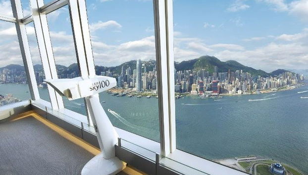 Sky100 Hong Kong Observation Deck - Photo 3