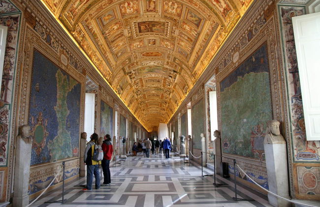 Tour con primo accesso alla Cappella Sistina e ai Musei Vaticani - Foto 6