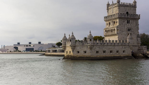 Lisbon Sightseeing Boat Tour - Photo 3