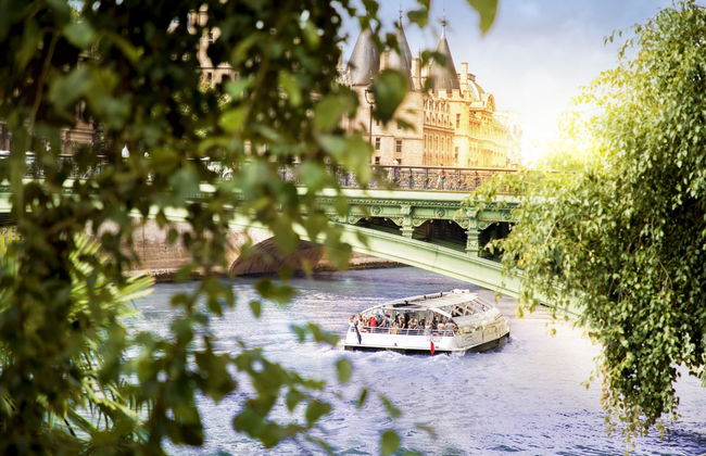 Barco turístico de Paris Batobus - Foto 2