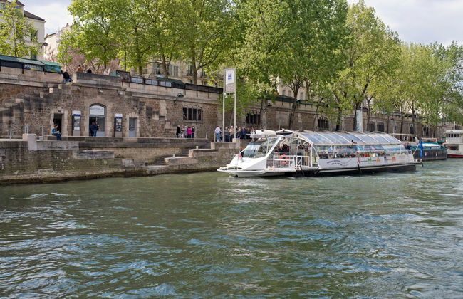 Barco turístico de Paris Batobus - Foto 4