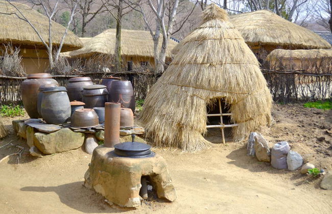 Excursión a una aldea folclórica de Corea - Foto 1