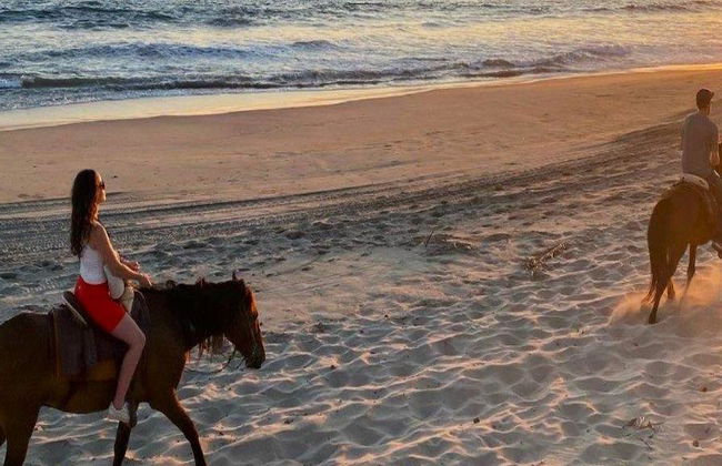 Passeio a cavalo ao pôr do sol na praia de Puerto Suelo - Tour noturno - Foto 2