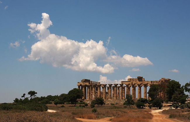 Sicilia: Biglietto salta fila per il Parco Archeologico di Segesta e servizio navetta - Foto 3
