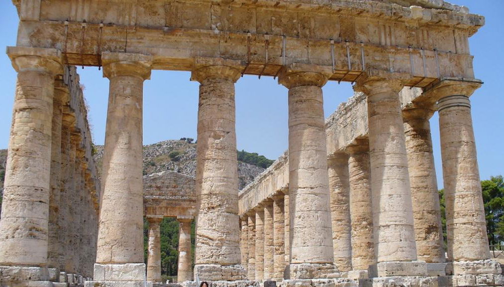 Sicily: Skip-the-line Entry Ticket to Segesta Archeological Park & Shuttle Service - Photo 1