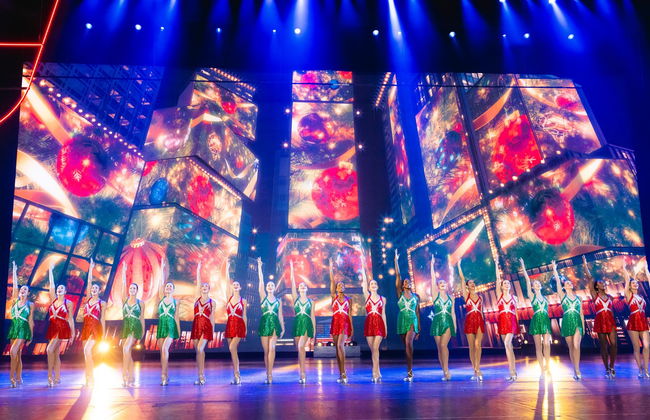 Christmas Spectacular Starring the Radio City Rockettes - Photo 1