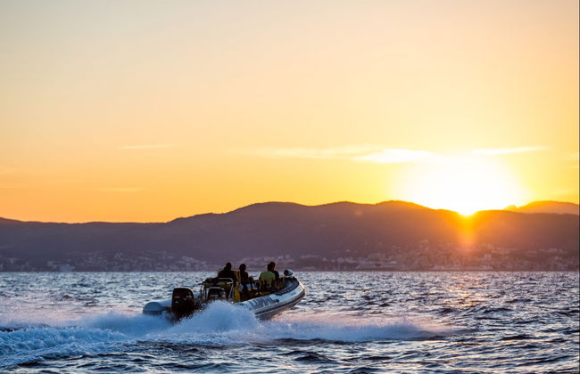 Paseo en lancha rápida por la bahía de Palma - Foto 4
