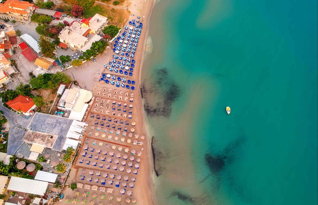 Passeio de barco com fundo de vidro pelo Monte Atos - Foto 2