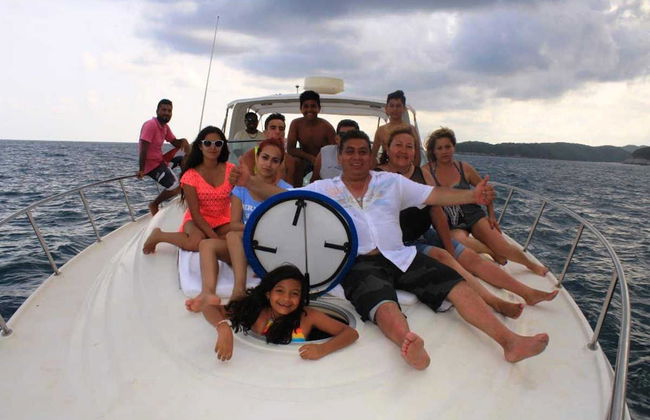 Alquiler de barco con patrón en Huatulco - Foto 5