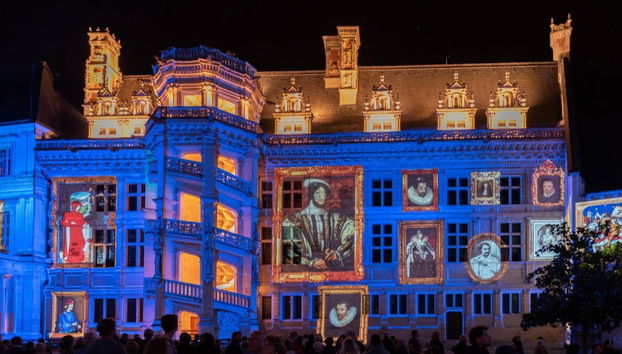 Appréciez le spectacle son et lumière