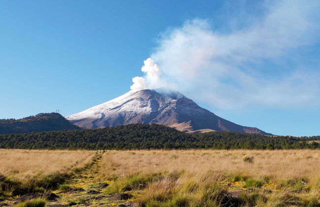 Izta-Popo Zoquiapan National Park Hike - Photo 1