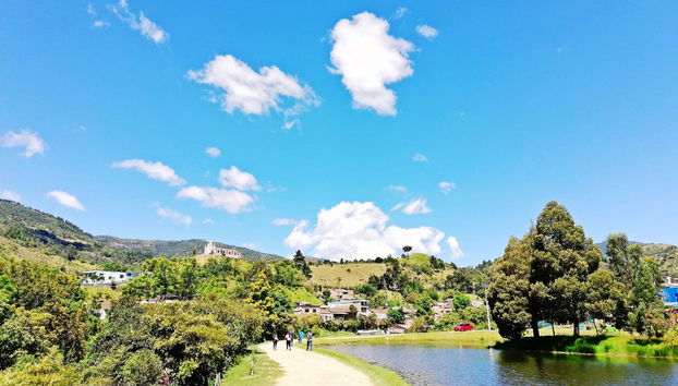 Passeio a cavalo por Silvia - Foto 5