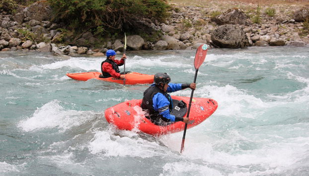 Corso di kayak sul fiume Espolón