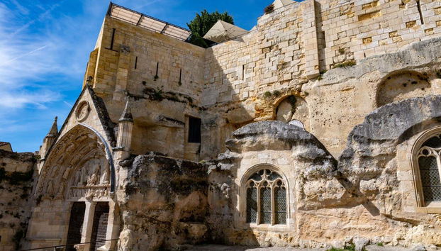 Excursión a Saint-Émilion con visita a la iglesia monolítica + Cata de vinos - Foto 2